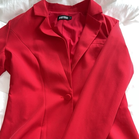 COPY - SOLD OUT Babyboo fashion red set including: jacket/blaxer, shorts, and b… - Picture 3 of 6